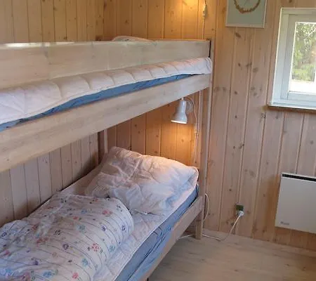 Four-bedroom Holiday In Vaeggerlose 17